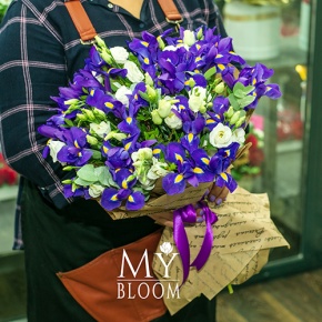 Букет из ирисов и эустом в Павловском Посаде