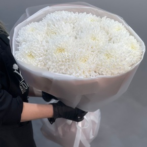 Букет из 11 белых хризантем  в Павловском Посаде