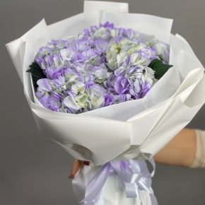 Букет из 5 фиолетовых гортензий в Павловском Посаде