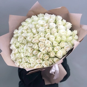 Букет 101 белая роза кения (50 см) в Павловском Посаде