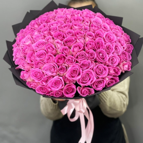 Букет 101 розовой розы Кения (40 см) в Павловском Посаде
