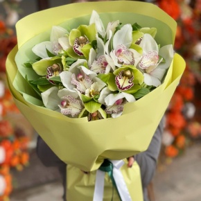 Букет "Бруклин" из орхидей и альстромерий в Павловском Посаде