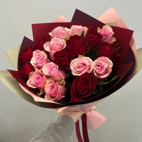 Букет "Вечность" из 17 роз кения (40 см) в Павловском Посаде