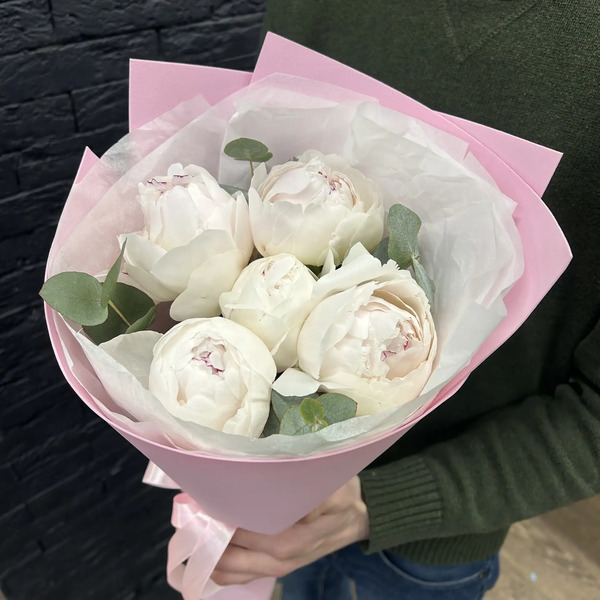 Букет из 5 пионов Одиле "Пломбир" в Павловском Посаде