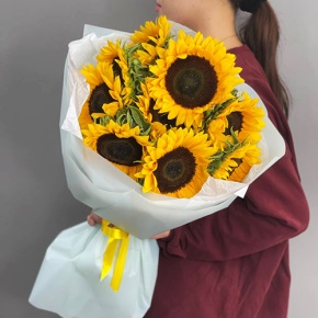 Букет из подсолнухов в Павловском Посаде