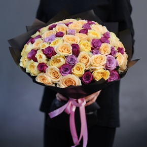 Букет "Стиль" из 75 роз микс (40 см) в Павловском Посаде