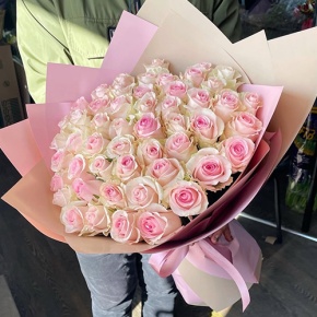 Букет 101 роза Свит ревиваль (60 см) в Павловском Посаде