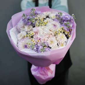 Букет "Сады Версаля" из маттиол, георгин, гортензии и кустовых хризантем в Павловском Посаде