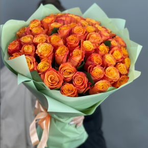 Букет из 71 огненной розы (40 см) в Павловском Посаде