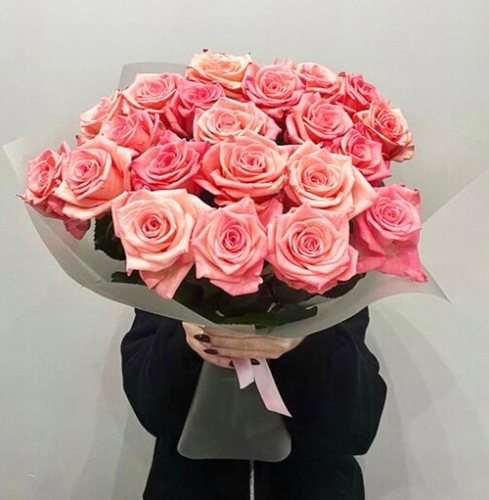 Букет из 21 розовой розы (50 см) в Павловском Посаде