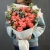 Букет "Фортуна" из коралловых роз и оксипеталума в Павловском Посаде