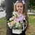 Композиция с георгинами на 1 сентября в белом ящике в Павловском Посаде Композиция с георгинами на 1 сентября в белом ящике в Павловском Посаде